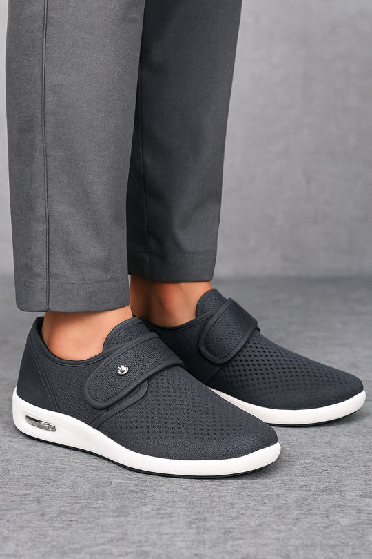 Basser - Heren Instappers | Klittenbandsluiting 4